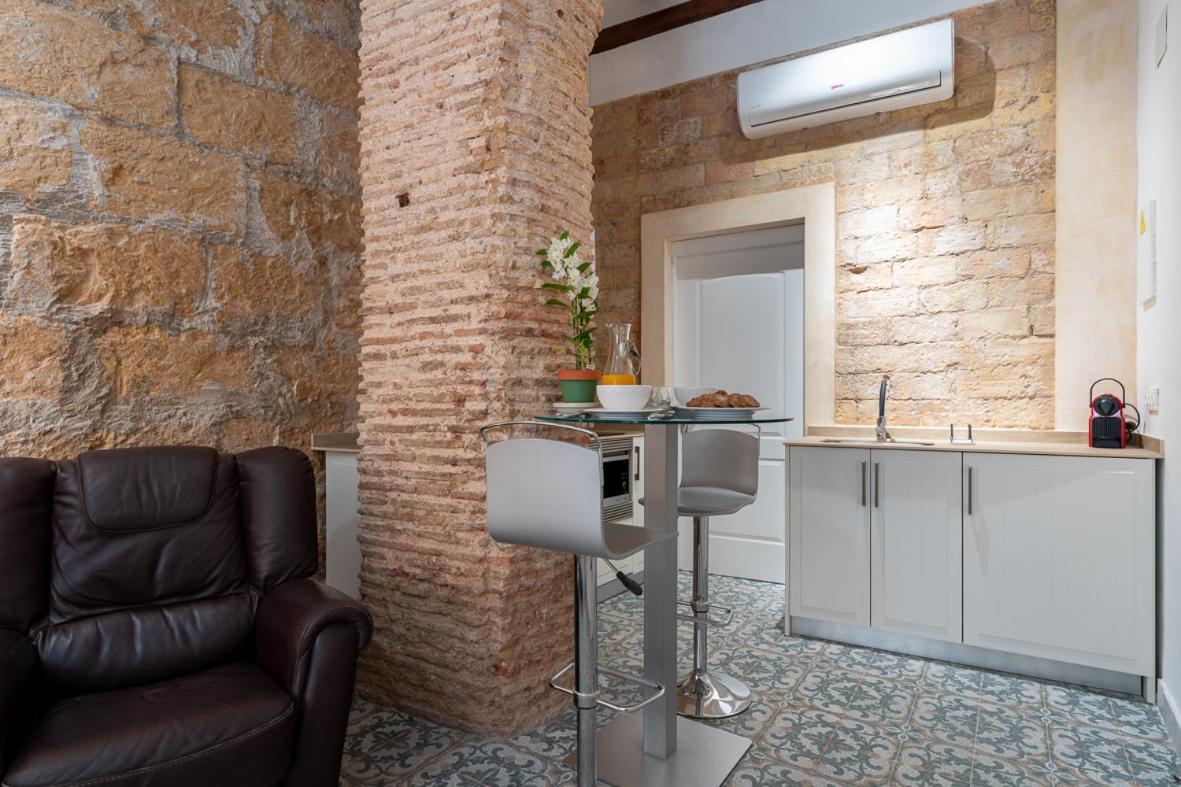 Tosca 2 Pax By Costablancarent Apartment Denia Exterior photo